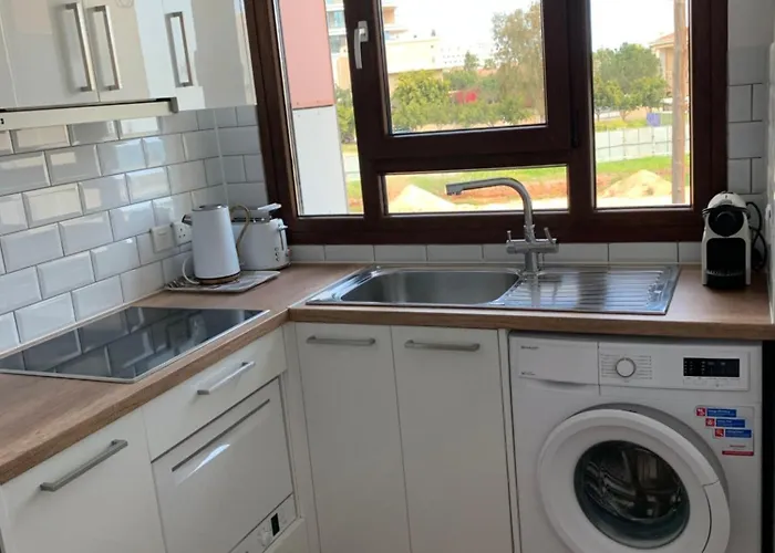 Modern 1 Bedroom Sea View Appartamento *